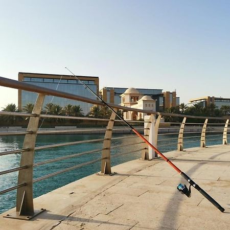 Bay La Sun , Luxury Apartment With Nice View King Abdullah Economic City Exterior foto